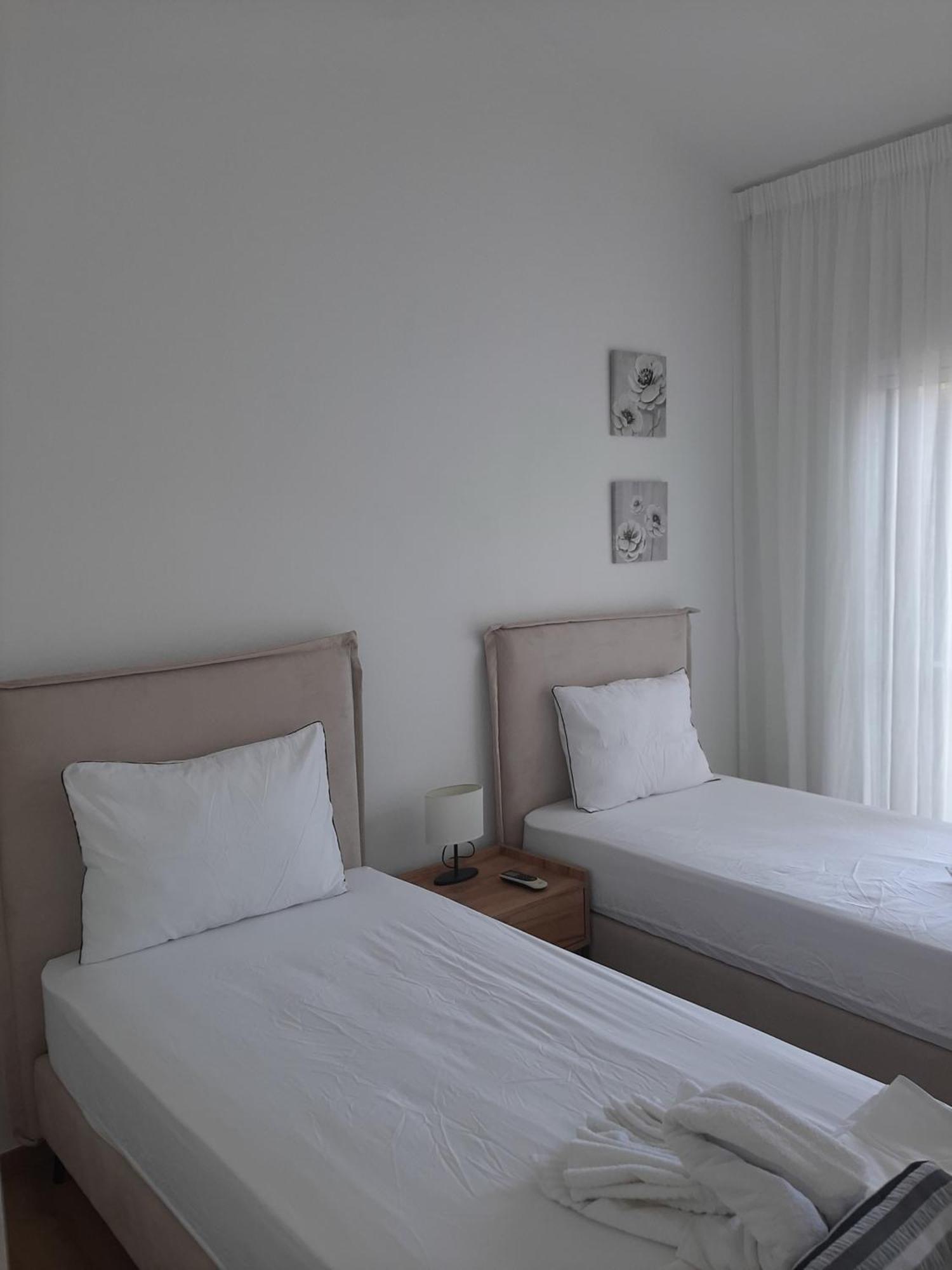 H&o Elegant Maisonette In Paradise Garden Holiday home
